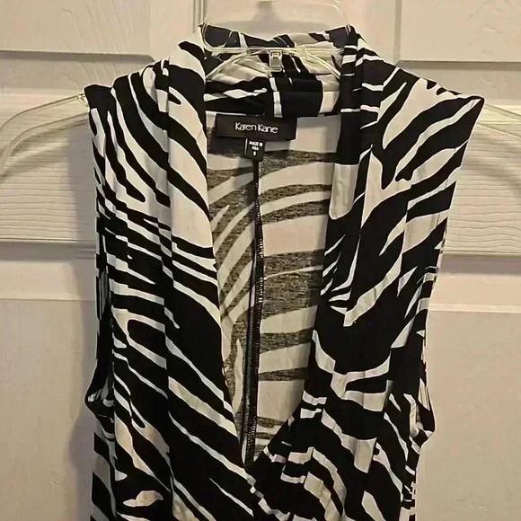 Karen Kane Dress - Picture 2 of 6